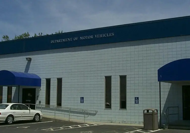 CT DMV Office in Danbury Application Renewal Replacement Update