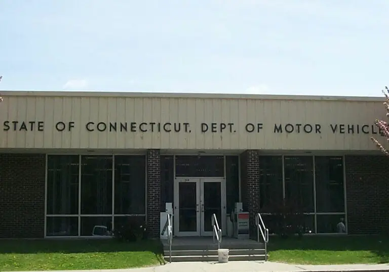 CT DMV Office in Winsted Application Renewal Replacement Update